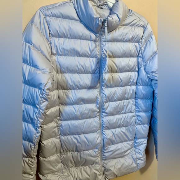 Packable Down Jacket - NWT - Women - Medium - Picture 6 of 10